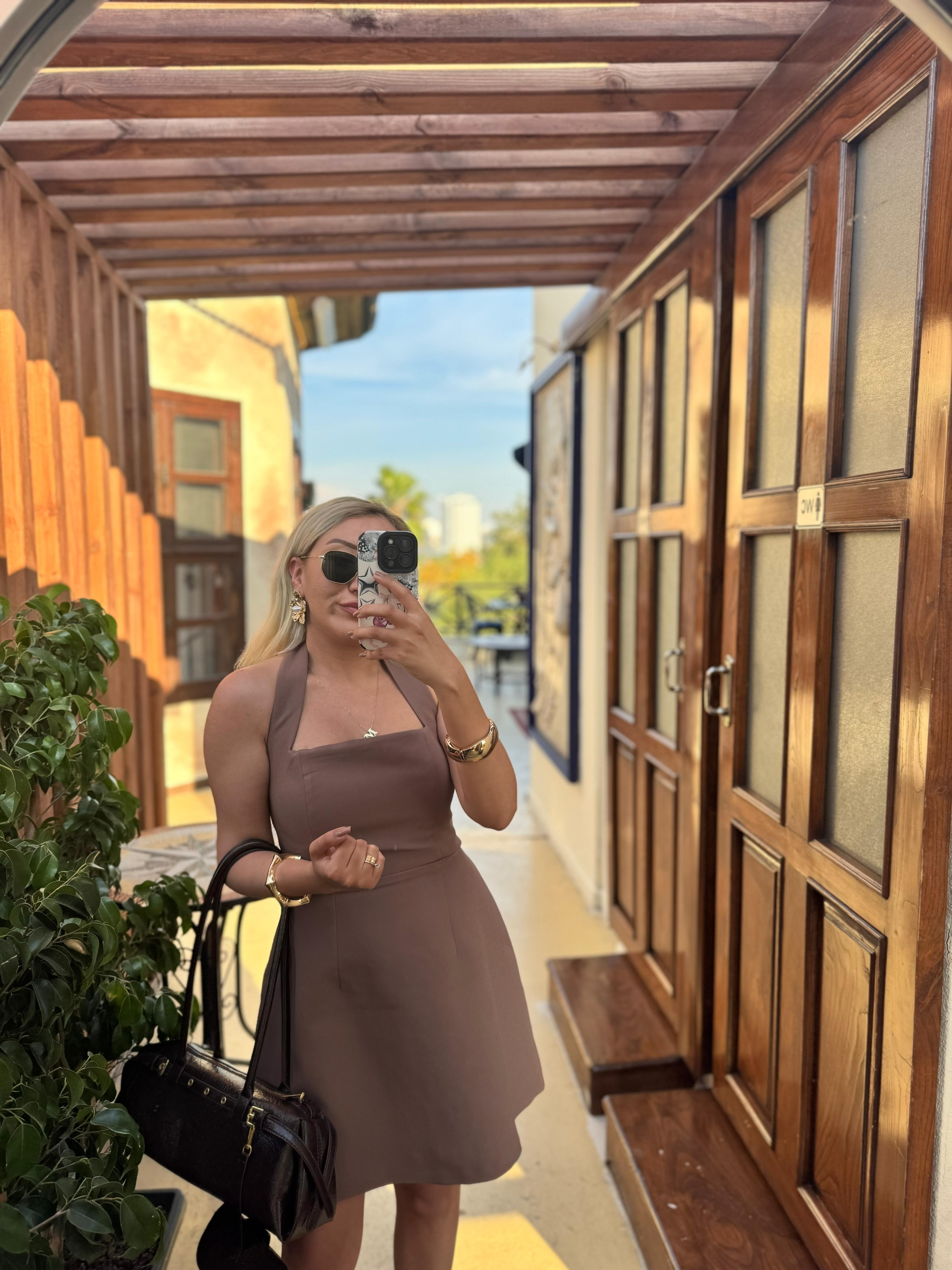 Boyundan Askılı Mini Elbise