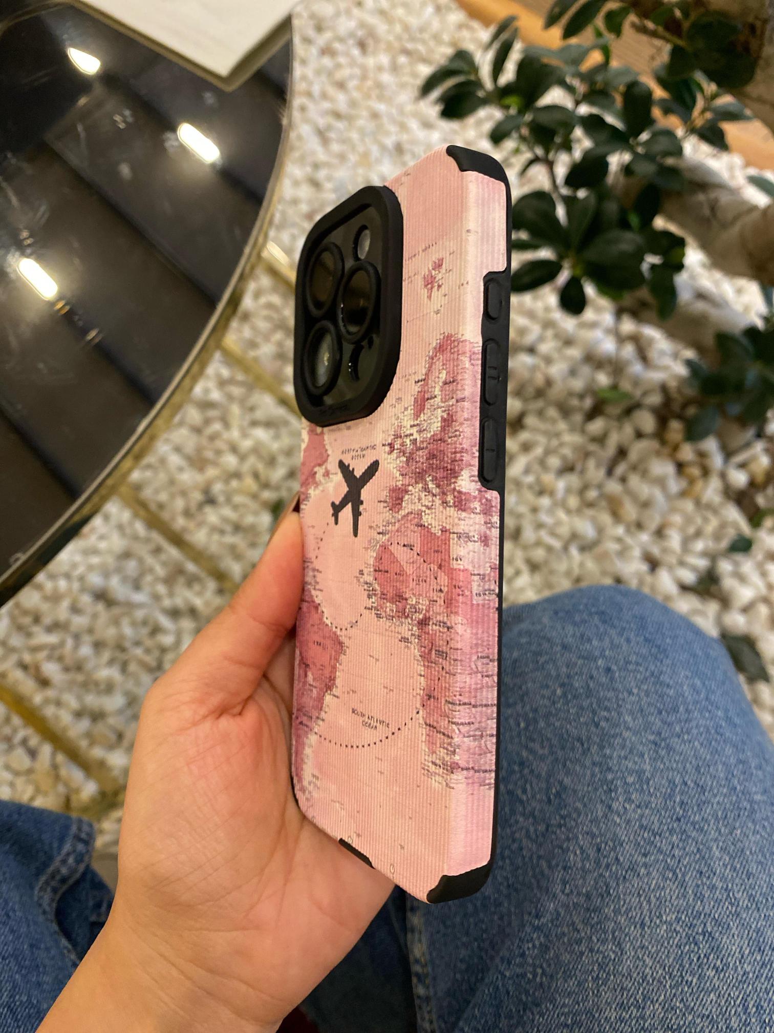 İphone 15 Pro Lansman Kılıf (Uçak Detaylı)