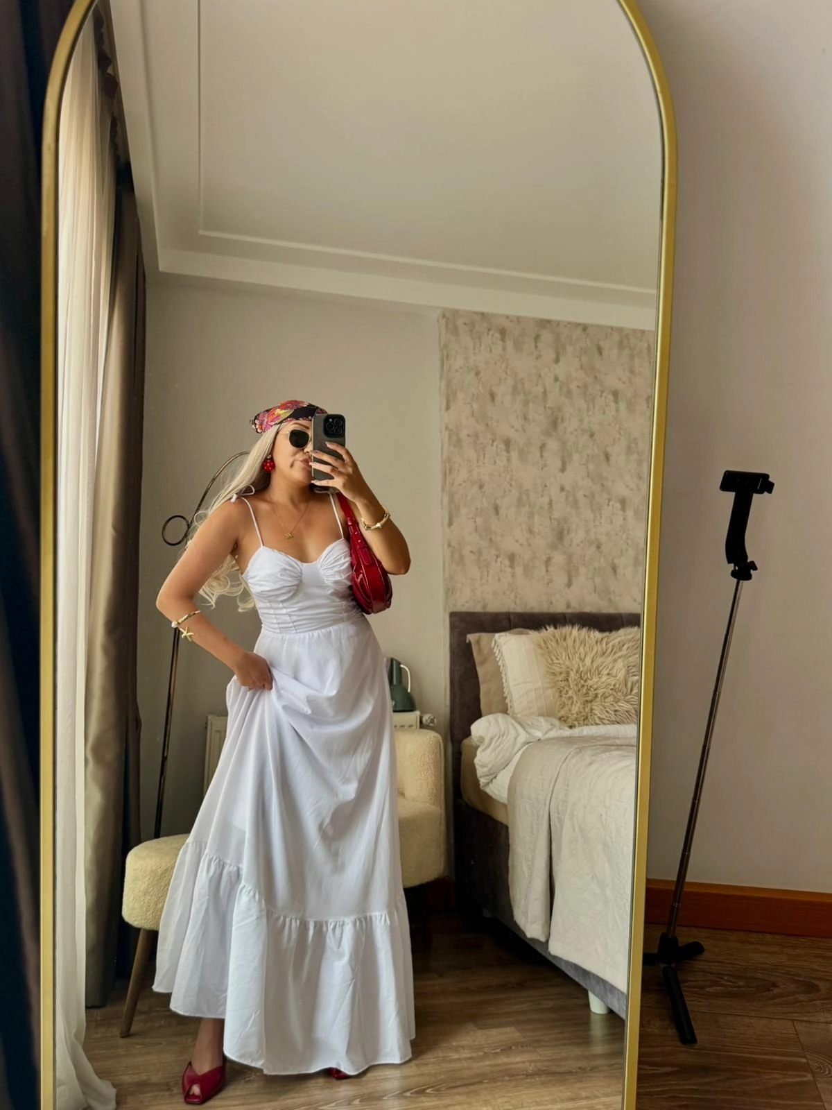 ELLA BOYUNDAN BAĞLAMALI ELBİSE BEYAZ