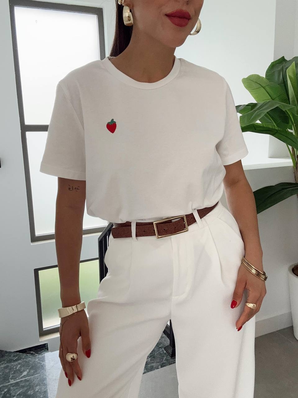 Çilek Desenli T-Shirt Beyaz