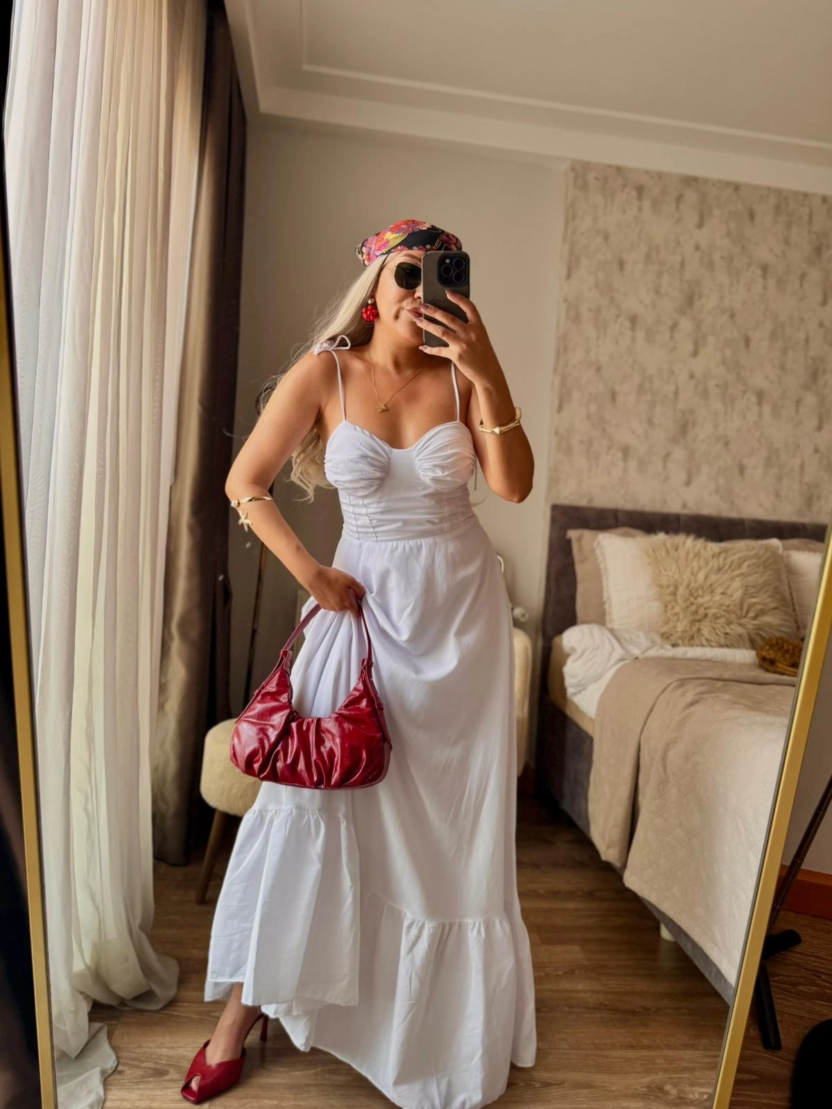 ELLA BOYUNDAN BAĞLAMALI ELBİSE BEYAZ