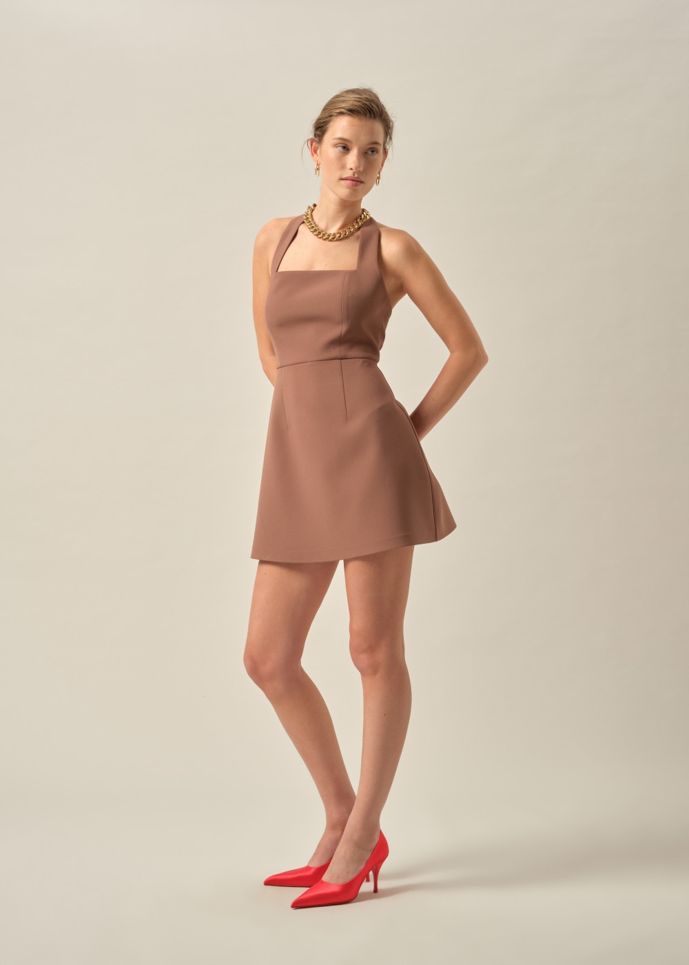 Boyundan Askılı Mini Elbise