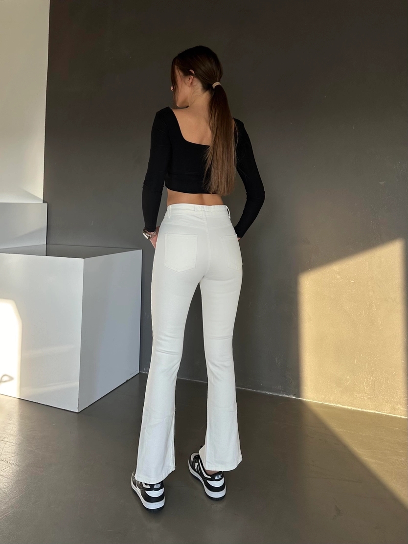 ÖN%20DİKİŞ%20YIRTMAÇ%20DETAY%20COLOURFUL%20JEAN%20EKRU