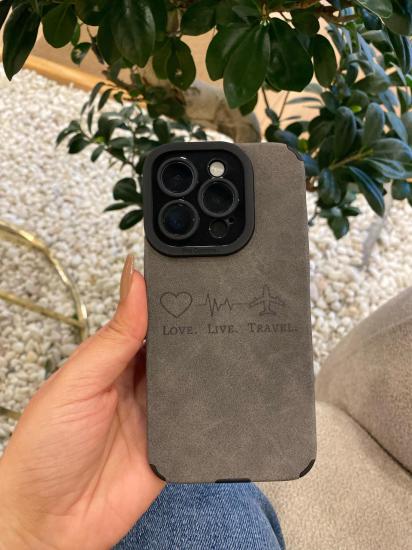 iPhone 15 Pro Lansman Kılıf (Seyehat Temalı)