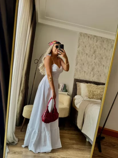 ELLA BOYUNDAN BAĞLAMALI ELBİSE BEYAZ