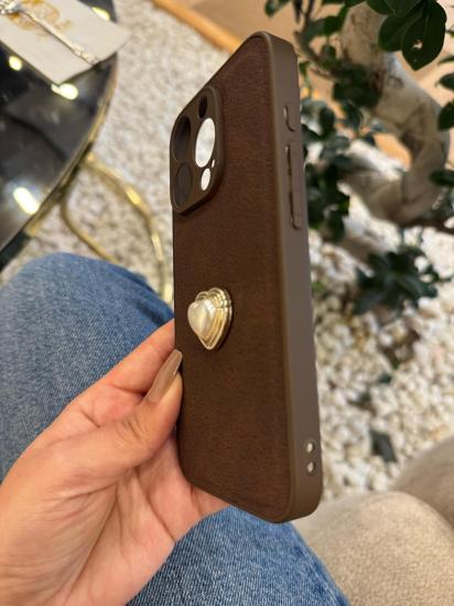 iPhone 15 Pro Lansman Kılıf (Kalp Detaylı)