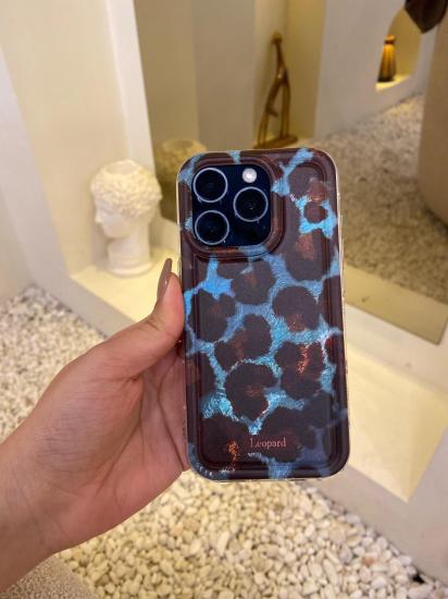 iPhone 15 Pro Lansman Kılıf (Leopar Desenli)