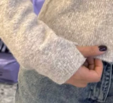 YUMUŞAK DOKULU GÜMÜŞ DÜĞMELİ KADIN HIRKA VİZON