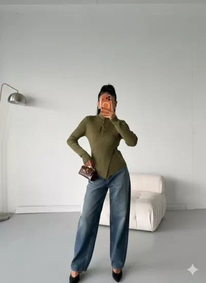 Asimetrik Düğmeli Balıkçı Yaka Triko Bluz HAKİ 