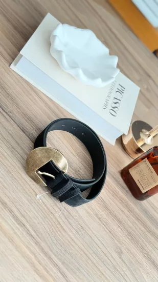 BÜYÜK YUVARLAK TOKALI KADIN KEMER SİYAH